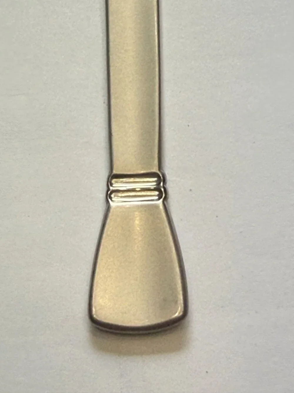 5 Oneida SATIN‎ NEXUS USA Stainless Iced Teaspoons Beverage Spoons 7.25